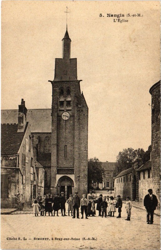 Carte postale ancienne Nangis Eglise à Nangis