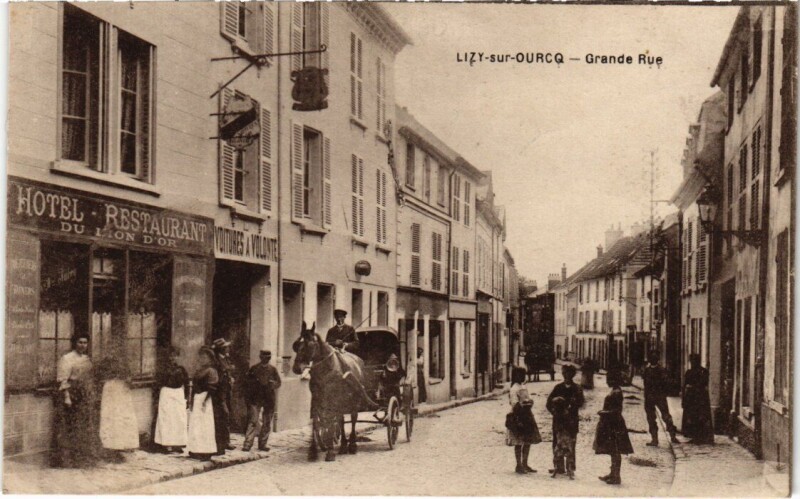 Carte postale ancienne Lizy-sur-Ourcq Grande Rue à Lizy-sur-Ourcq