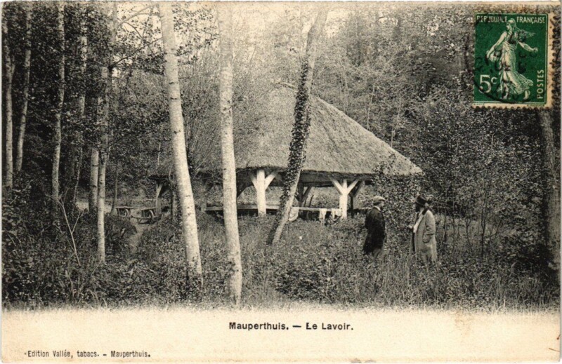 Carte postale ancienne Mauperthuis Le Lavoir à Mauperthuis