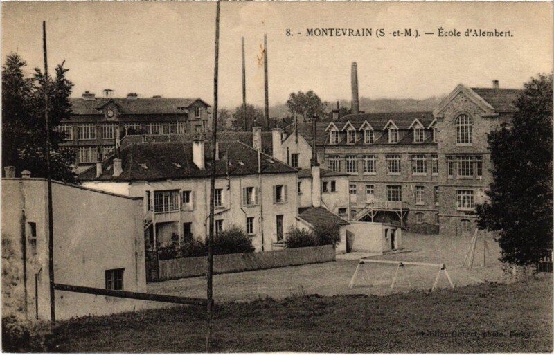 Carte postale ancienne Montevrain Ecole d'Alembert