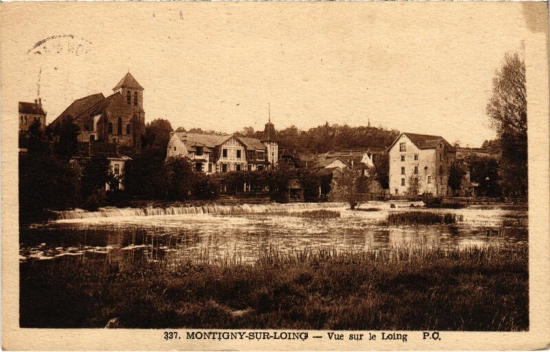 Carte postale ancienne Montigny-sur-Loing Vue sur le Loing à Montigny-sur-Loing