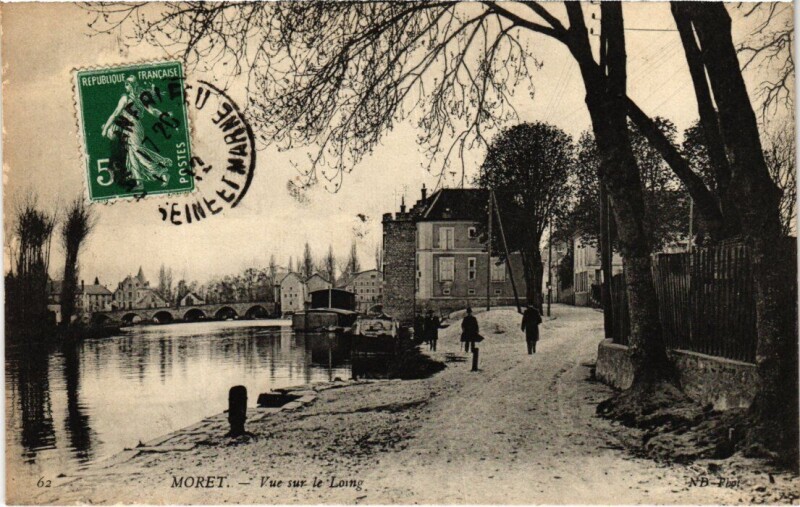 Carte postale ancienne Moret-sur-Loing Vue sur le Loing