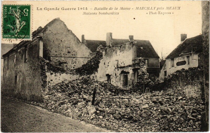 Carte postale ancienne Marcilly Maisons Bombardees à Marcilly