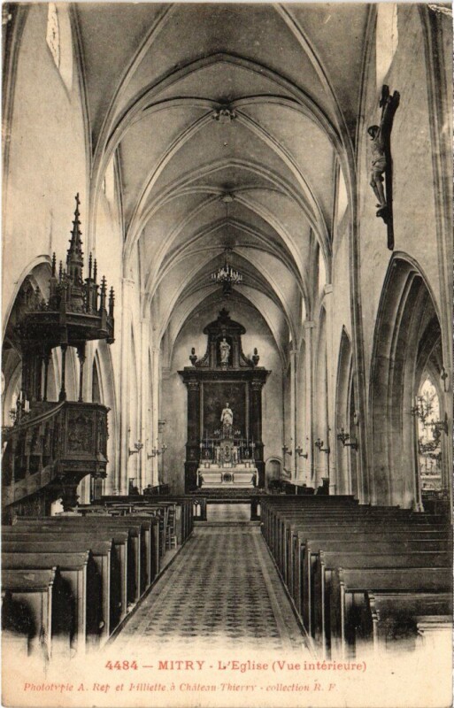 Carte postale ancienne Mitry Interieur de l'Eglise