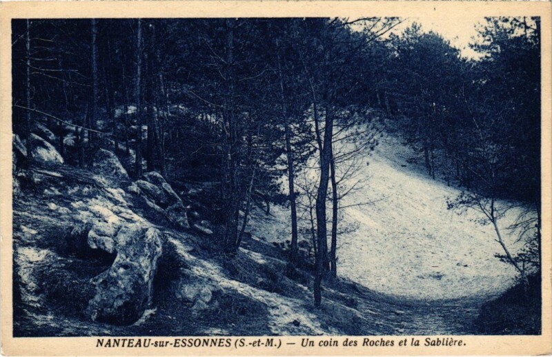 Carte postale ancienne Nanteau-sur-Essonne Un Coin des Roches et la Sabliere à Nanteau-sur-Essonne
