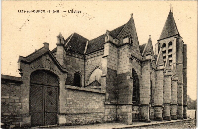 Carte postale ancienne Lizy-sur-Ourcq Eglise à Lizy-sur-Ourcq