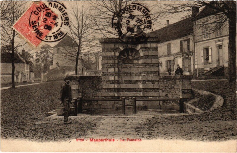 Carte postale ancienne Mauperthuis La Fontaine à Mauperthuis