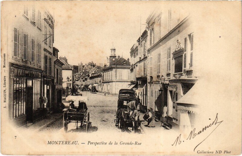 Carte postale ancienne Montereau-Fault-Yonne Perspective de la Grande Rue à Montereau-Fault-Yonne