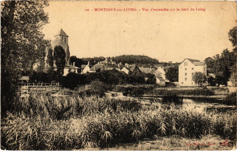 Carte postale ancienne Montigny-sur-Loing Vue d'Ensemble sur le Bord du Loing à Montigny-sur-Loing