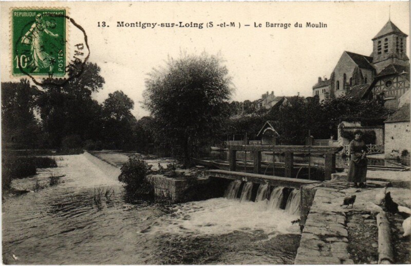Carte postale ancienne Montigny-sur-Loing Le Barrage du Moulin à Montigny-sur-Loing