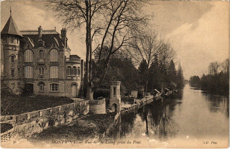 Carte postale ancienne Montigny-sur-Loing Vue sur le Loing prise du Pont à Montigny-sur-Loing