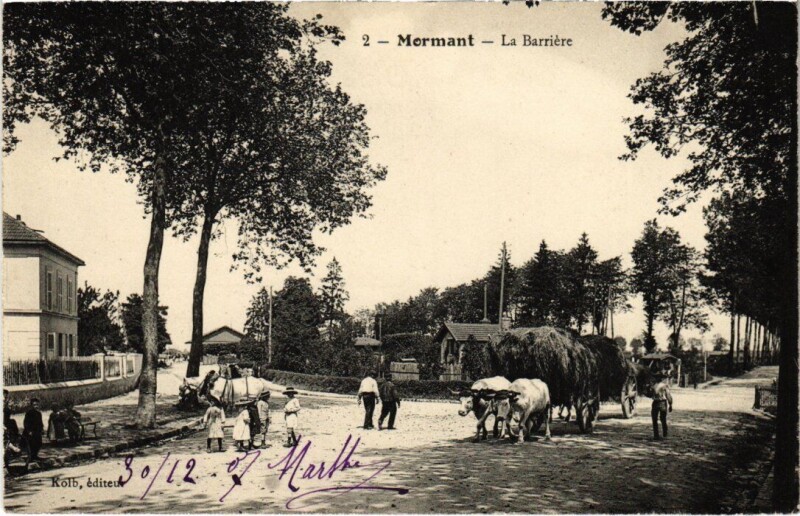 Carte postale ancienne Mormant La Barriere à Mormant