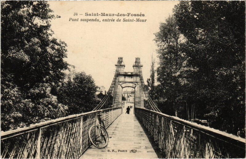 Carte postale ancienne St Maur Pont suspendu