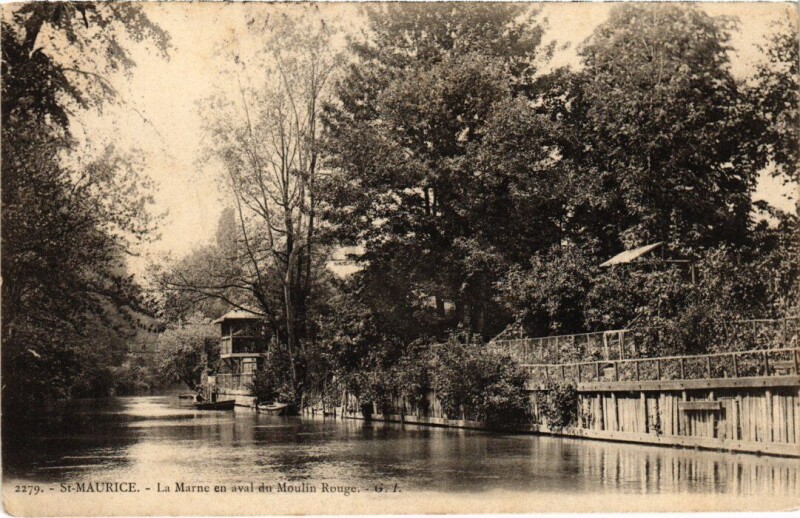 Carte postale ancienne St Maurice La Marne en aval du Moulin Rouge