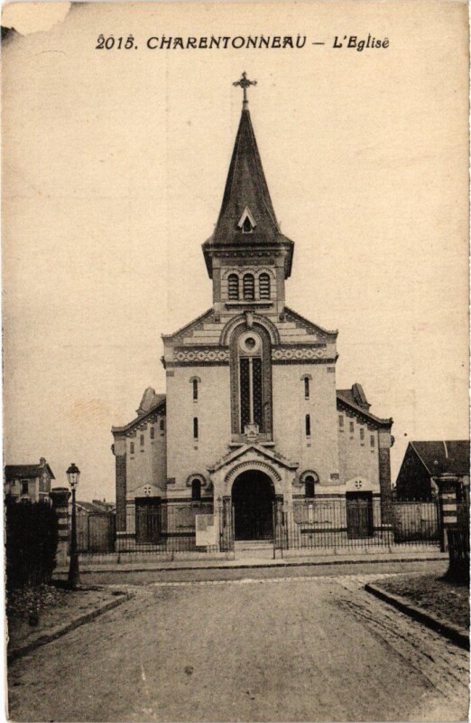 Carte postale ancienne Maisons Alfort Eglise à Maisons-Alfort