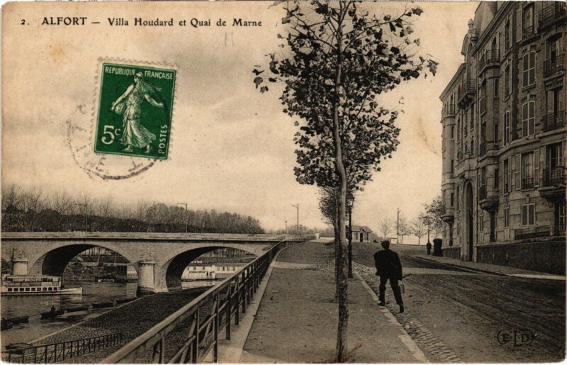 Carte postale ancienne Maisons Alfort VillaHoudard et Quai de Marne à Maisons-Alfort