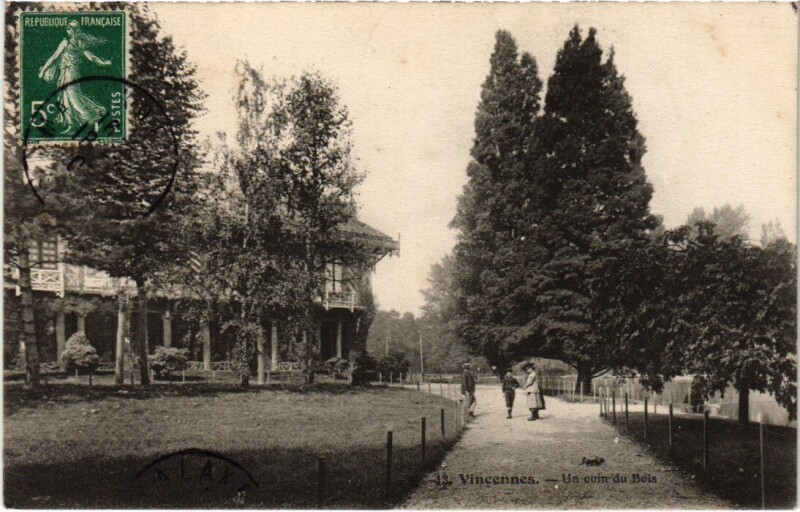Carte postale ancienne Vincennes un coin du Bois à Vincennes
