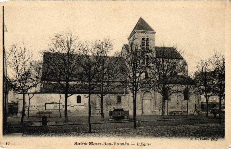 Carte postale ancienne St Maur Eglise