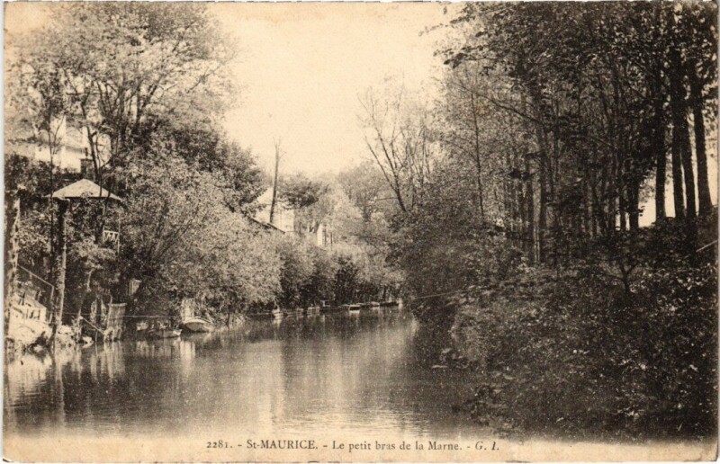 Carte postale ancienne St Maurice Le petit bras de Marne