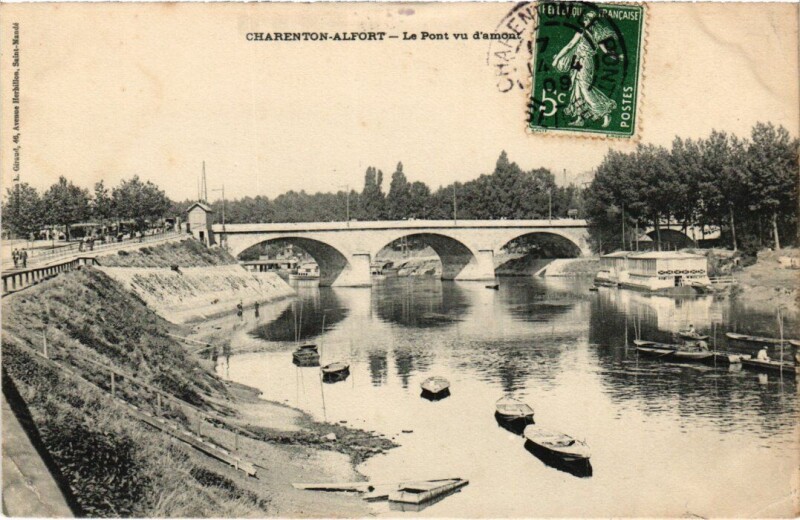 Carte postale ancienne Charenton Le Pont vu d'amont à Charenton-le-Pont