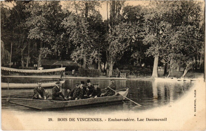 Carte postale ancienne Vincennes Embarcadere Lac Daumesnil à Vincennes
