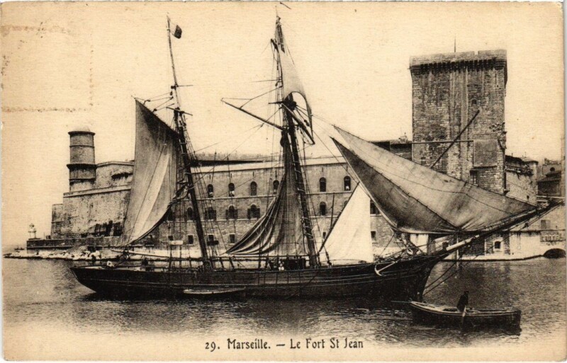 Carte postale ancienne Marseille Le Fort Saint-Jean à Marseille