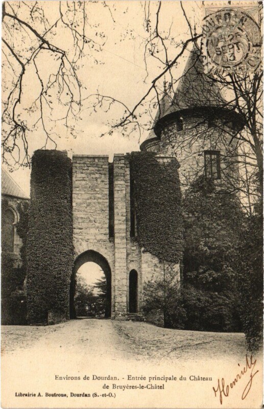 Carte postale ancienne Dourdan Entree principale du Chateau à Dourdan