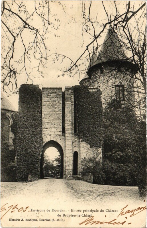 Carte postale ancienne Bruyeres le Chatel Entree principale du Chateau