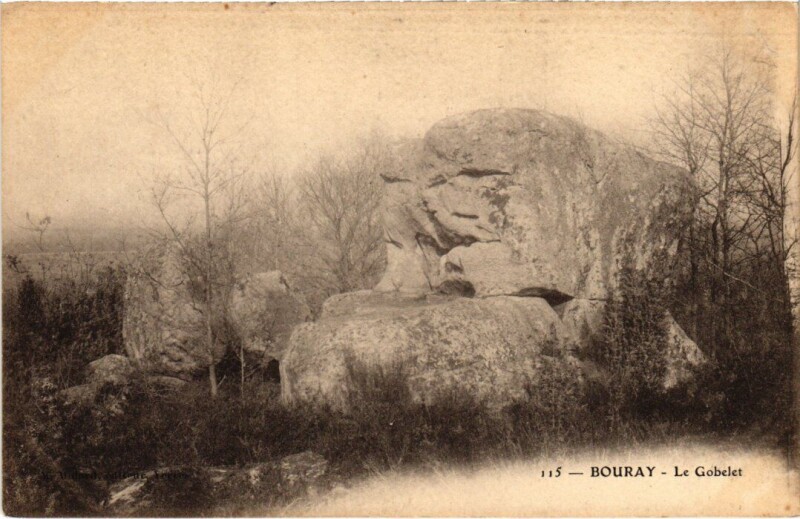 Carte postale ancienne Bouray Le Gobelet