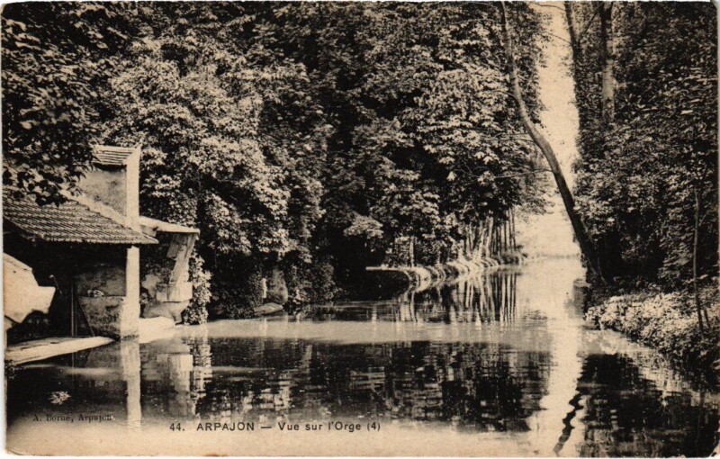 Carte postale ancienne Arpajon vue sur l'Orge à Arpajon