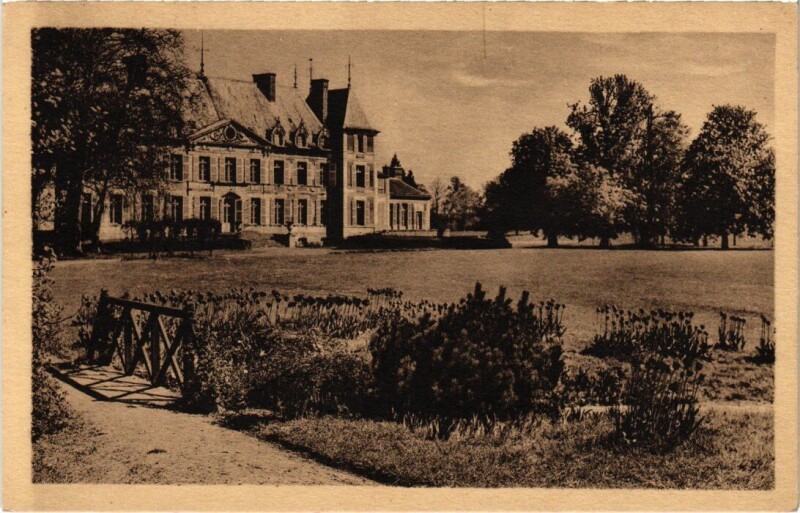 Carte postale ancienne Bruyeres le Chatel Chateau de Courson