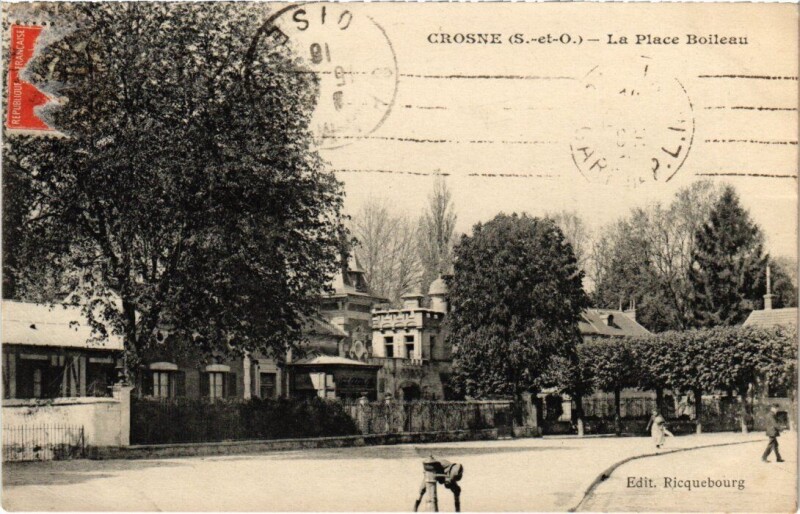 Carte postale ancienne Crosnes Place Boileau à Crosne