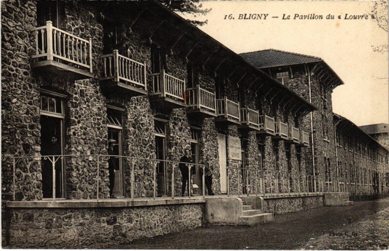 Carte postale ancienne Briis s Forges Bligny Pavillon du Louvre
