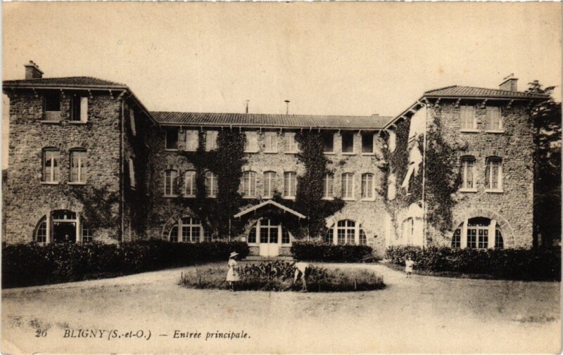 Carte postale ancienne Briis s Forges Bligny Entree principale
