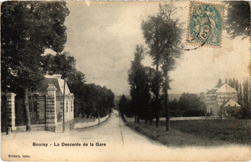 Carte postale ancienne Bouray La Descente de la Gare