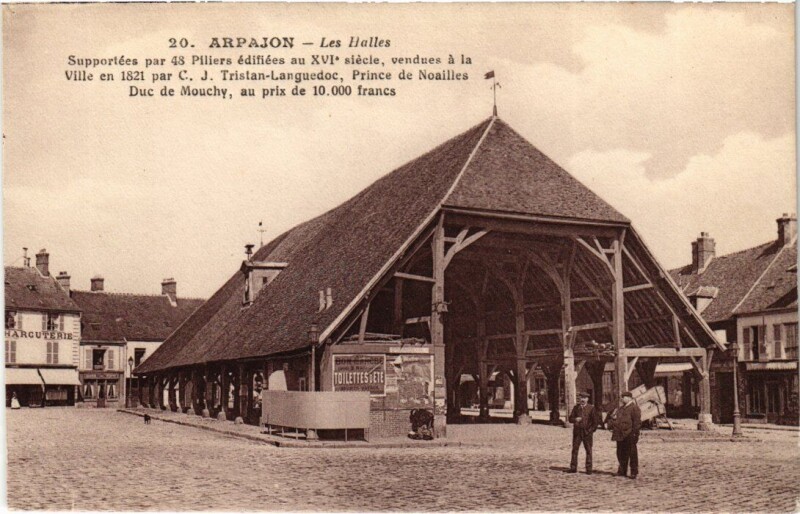 Carte postale ancienne Arpajon Les Halles à Arpajon