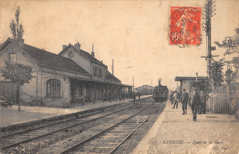 Carte postale ancienne Sannois - Quai De La Gare - Train à Sannois