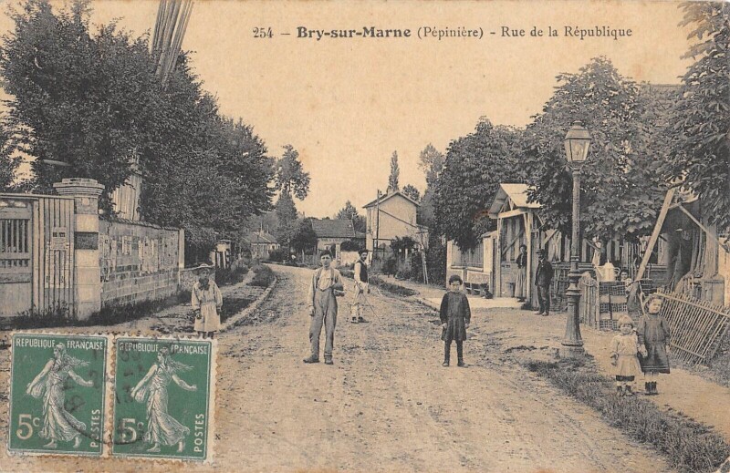 Carte postale ancienne Bry Sur Marne - Pepiniere - Rue De La Republique à Bry-sur-Marne