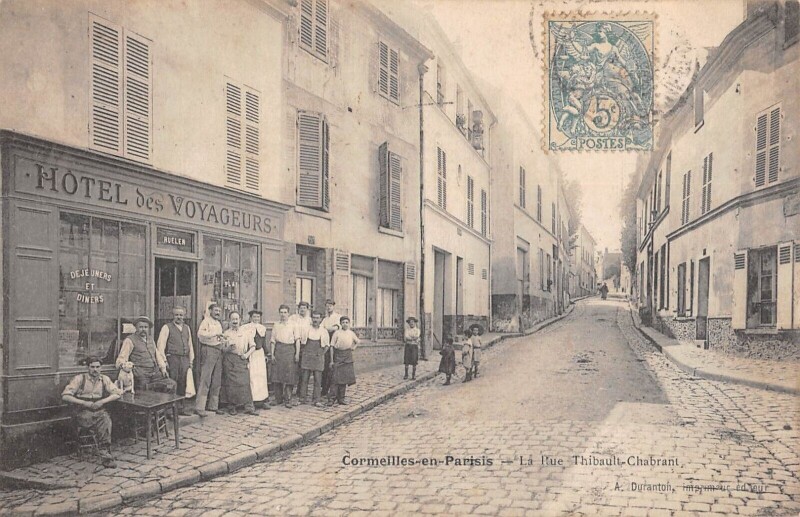 Carte postale ancienne Cormeilles En Parisis - La Rue Thibault Chabrant à Cormeilles-en-Parisis
