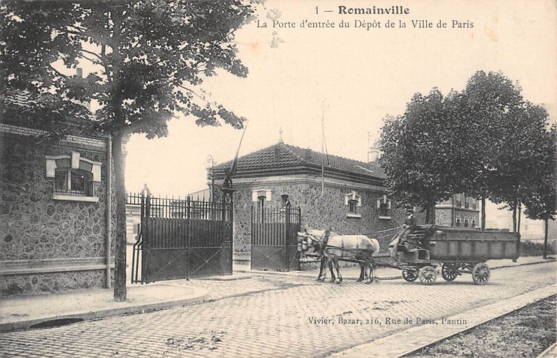 Carte postale ancienne Romainville / Porte D'Entree Du Depot De La Ville De Paris à Romainville