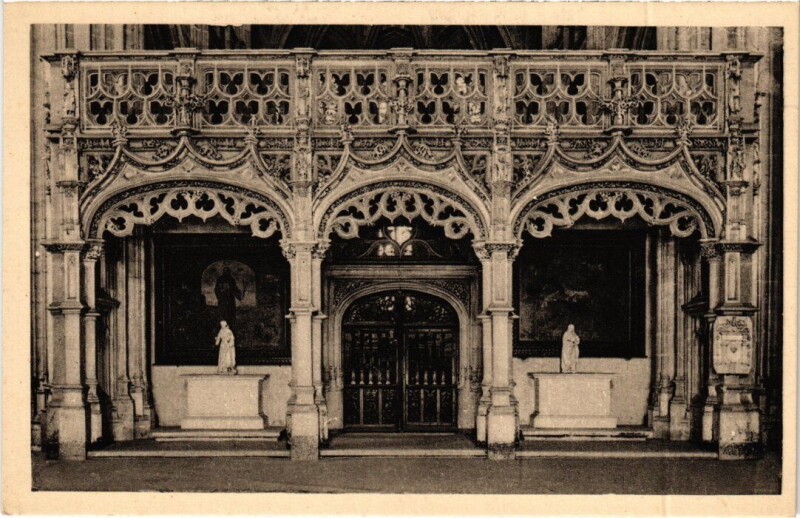 Carte postale ancienne Bourg-en-Bresse L'Eglise de Brou - Le Jube à Bourg-en-Bresse