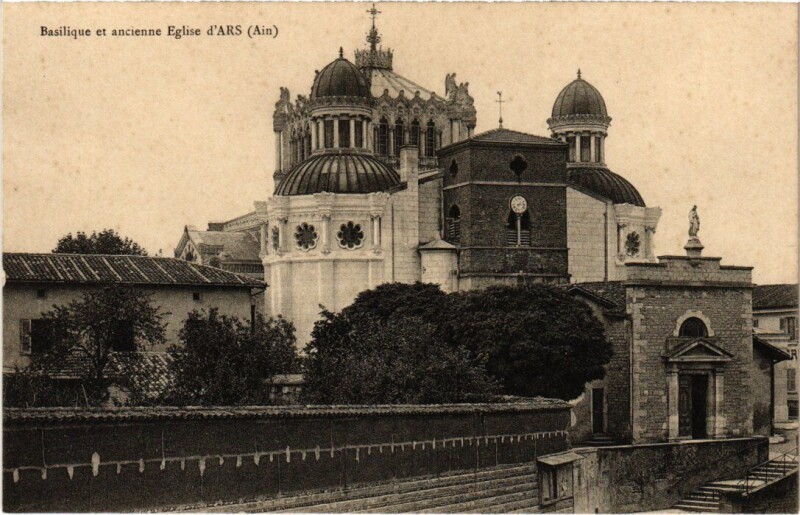 Carte postale ancienne Ars-sur-Formans Basilique et Ancienne Eglise à Ars-sur-Formans