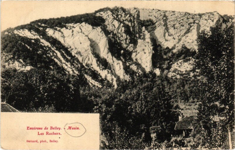 Carte postale ancienne Env. de Belley Musin - Les Rochers à Belley