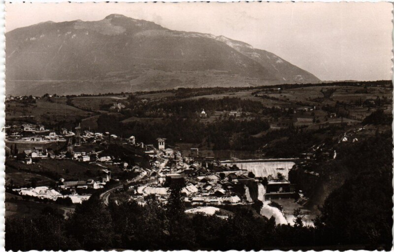 Carte postale ancienne Genissiat Le Grand Barrage - Vue Generale