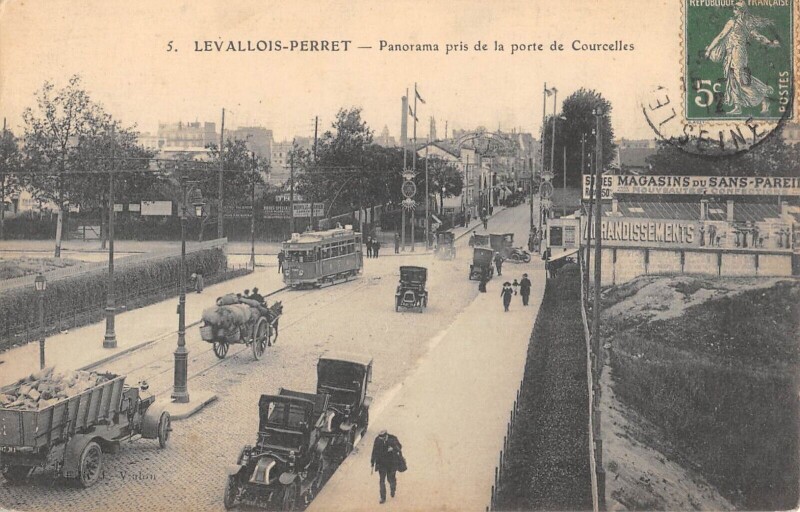 Carte postale ancienne Panorama pris de la porte de Courcelles à Paris 17e