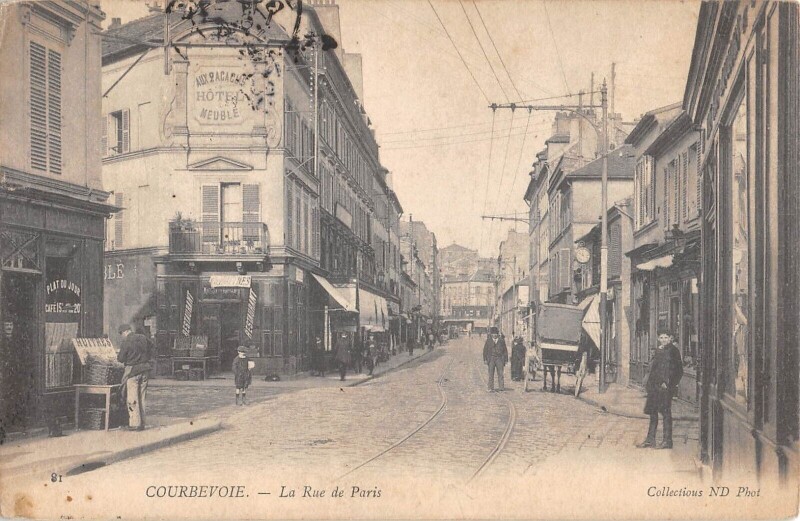 Carte postale ancienne Courbevoie / La Rue De Paris à Courbevoie