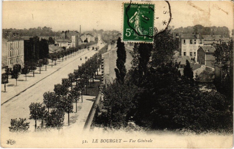 Carte postale ancienne Le Bourget vue generale au Bourget