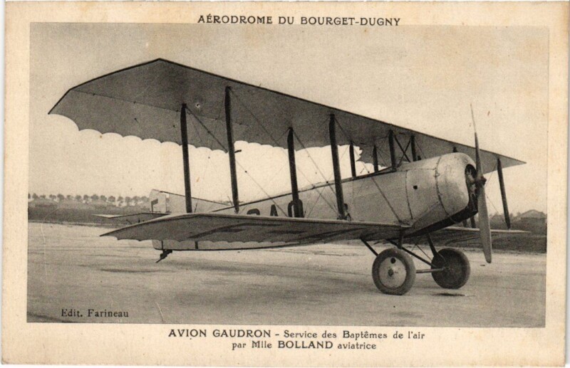 Carte postale ancienne Le Bourget Avion Gaudron Service des Baptemes au Bourget