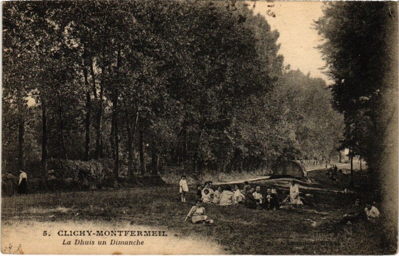 Carte postale ancienne Clichy La Dhuis un Dimanche