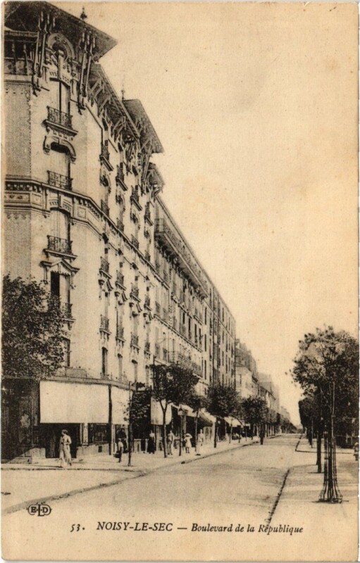 Carte postale ancienne Noisy le Sec Boulevard de la Republique à Noisy-le-Sec